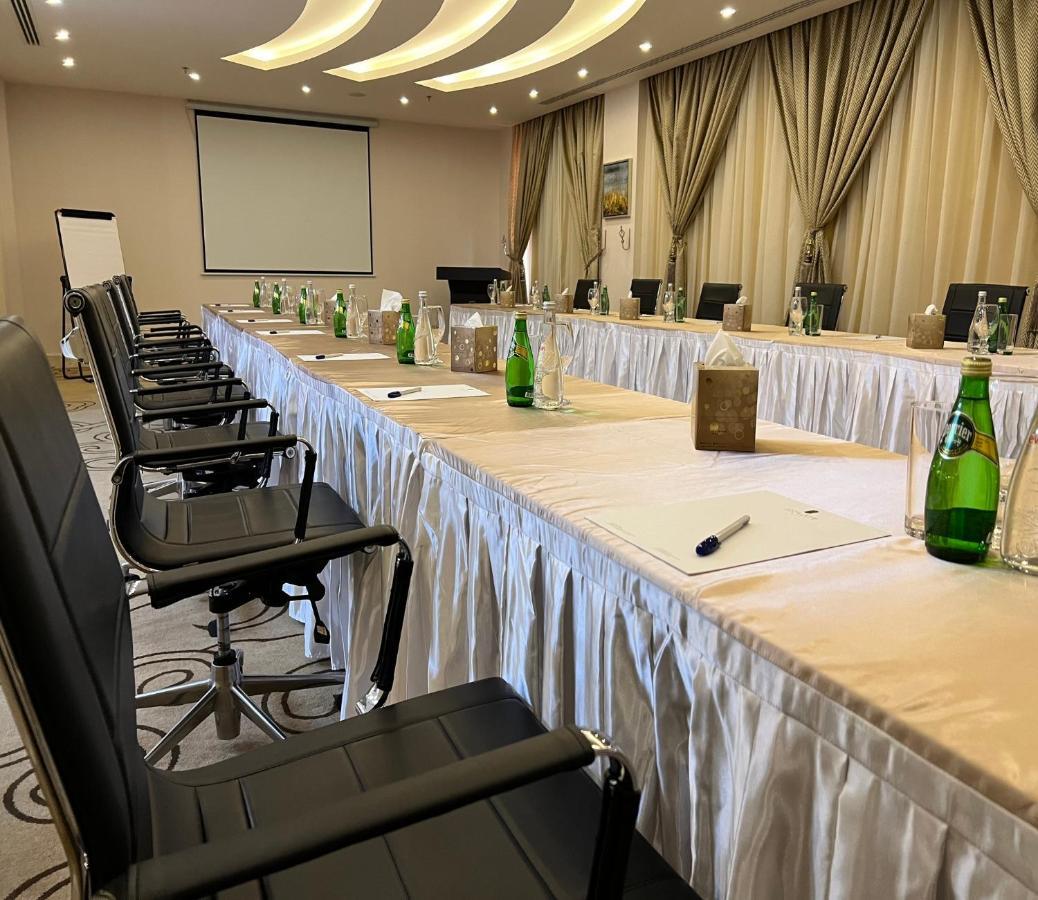 The Proud Hotel Al-Khobar Eksteriør bilde